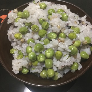 昆布茶で豆ご飯